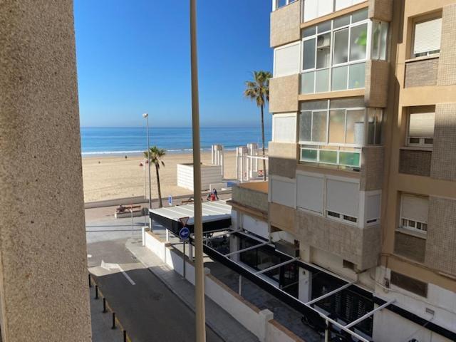 Apartamentos Turisticos Imar Cádiz Kültér fotó