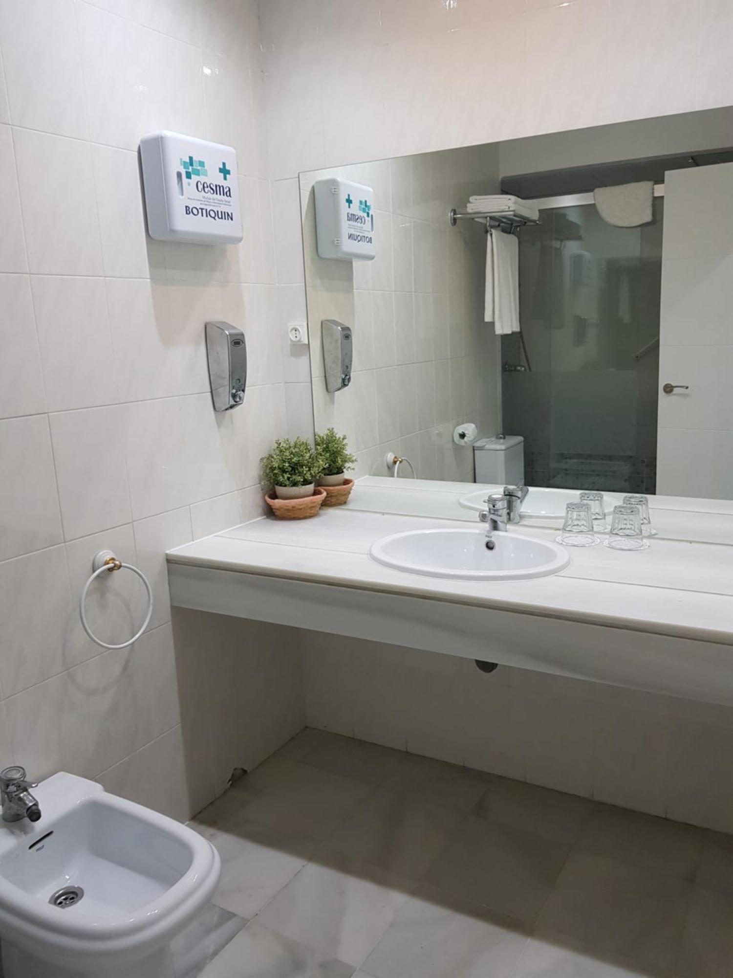 Apartamentos Turisticos Imar Cádiz Kültér fotó